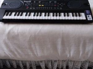 BRAND NEW MULTI-FUNCTION KEYBOARD WITH USER GUIDE. CAN BE SEEN WORKING.LOVELY GIFT. in Cowes