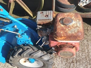 Brand new tyre's Howard petrol rotavator  cultivator rotavator tiller  in Ventnor