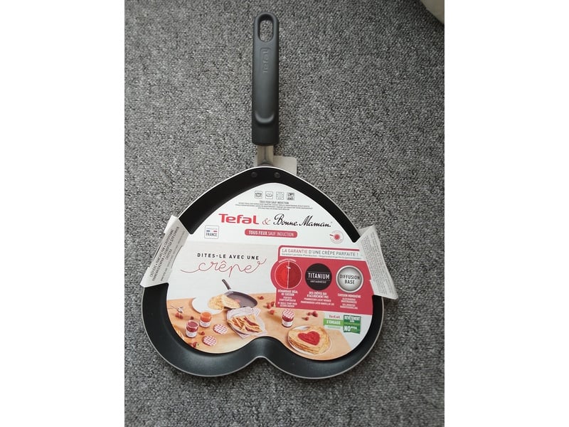 Tefal crepe pan in Sandown