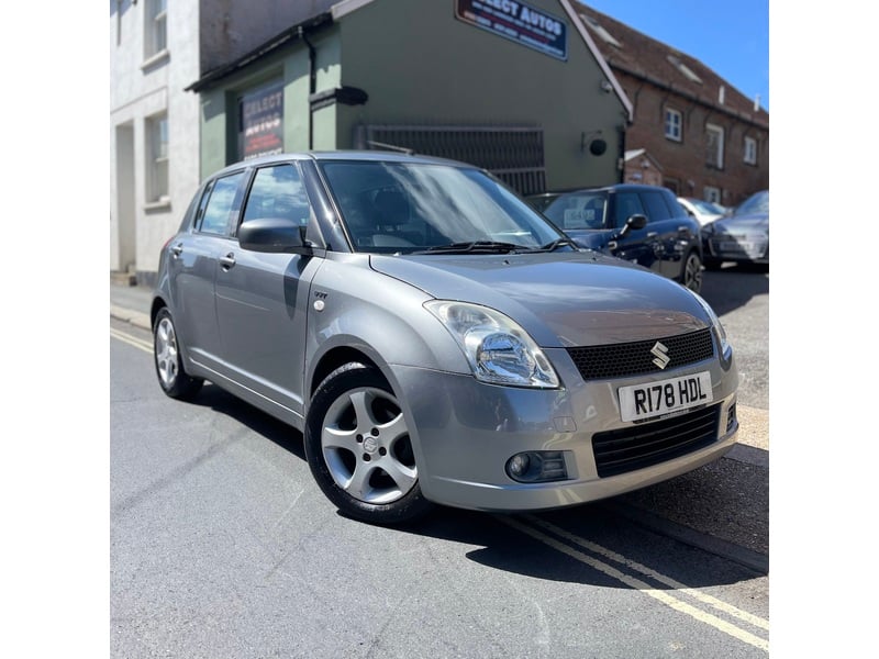 Automatic Suzuki Swift GLX 1.5L Petrol 5dr Hatchback Finished in Silver