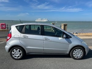 Mercedes A-class 2009 Blue Efficiency Classic SE Hatchback Petrol