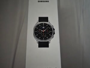 Samsung galaxy classic 8 watch in Cowes