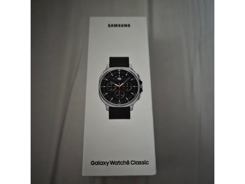 Samsung galaxy classic 8 watch in Cowes