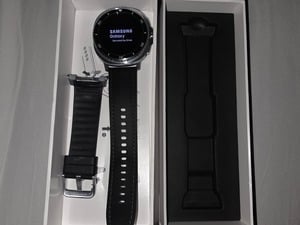 Samsung galaxy classic 8 watch Jewellery and Watches in Cowes