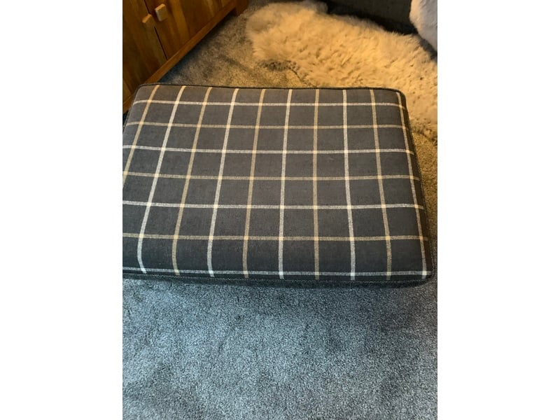 Large foot stool Other Seating
