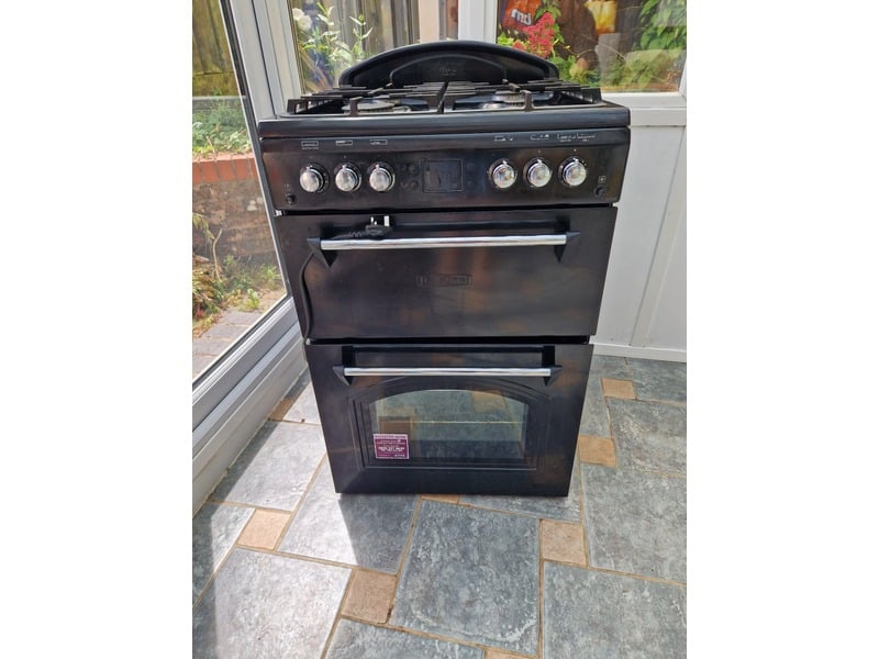 Gas Cooker Beko in Newport