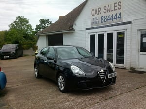 2010/60 Alfa Romeo Giulietta 1.6 JTDM-2 Turismo £3,295