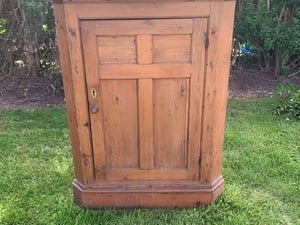 Antique Pine Corner Unit in Ventnor