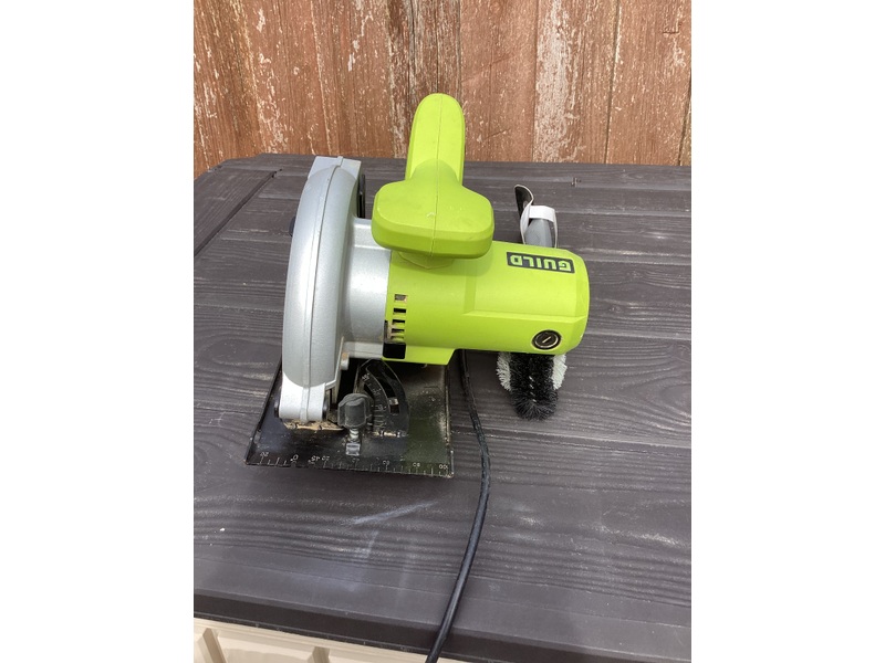 Circular saw in Ryde