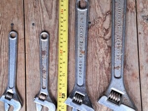 4 Adjustable Wrench Set in Freshwater