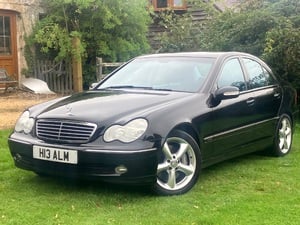 65,000 miles Auto Mercedes C200 Avantgarde Automatic - Stunning, almost a showcar...